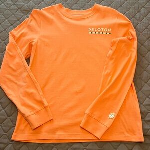 NWOT Peloton Washed Classic T-Shirt